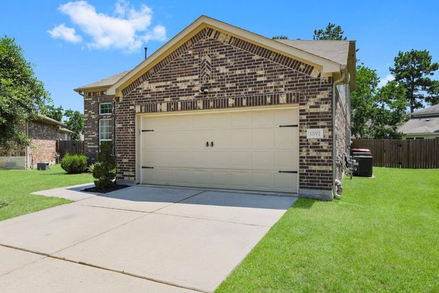 12002 Rockridge Falls Drive, Tomball, TX 77375