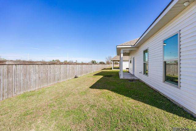 59530 Clifts Cove Dr, Plaquemine, LA 70764