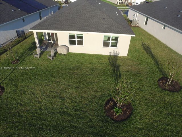 6448 NW Cloverdale Ave, Port St. Lucie, FL 34987