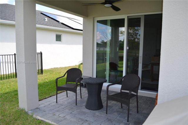 6448 NW Cloverdale Ave, Port St. Lucie, FL 34987