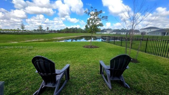 6448 NW Cloverdale Ave, Port St. Lucie, FL 34987