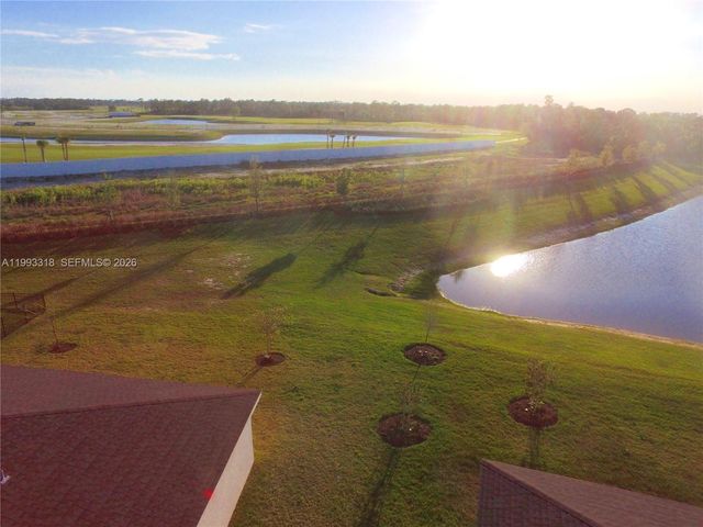 6448 NW Cloverdale Ave, Port St. Lucie, FL 34987