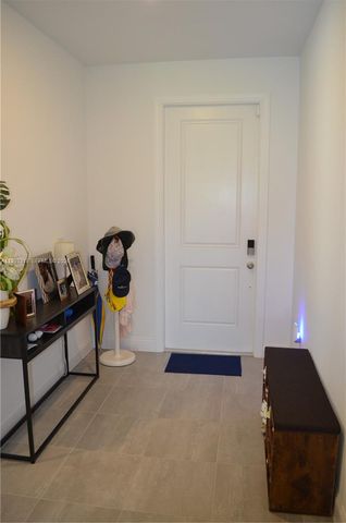 6448 NW Cloverdale Ave, Port St. Lucie, FL 34987