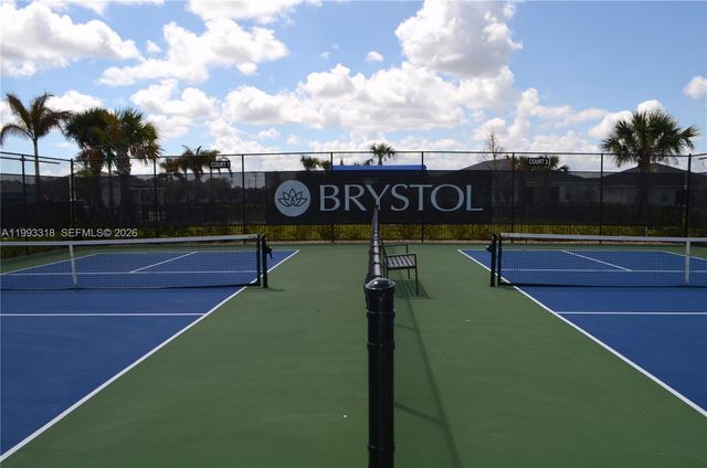 6448 NW Cloverdale Ave, Port St. Lucie, FL 34987