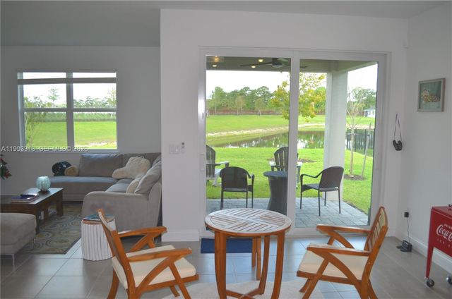 6448 NW Cloverdale Ave, Port St. Lucie, FL 34987