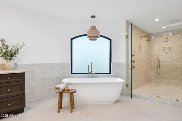 3800 E LINCOLN Drive 54, Phoenix, AZ 85018