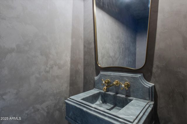 3800 E LINCOLN Drive 54, Phoenix, AZ 85018