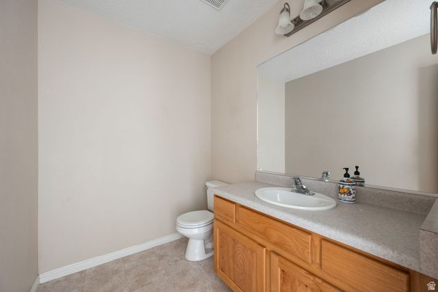 1906 S BRIDLE CIR, Washington, UT 84780