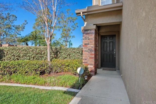1555 Acacia Circle, Vista, CA 92081