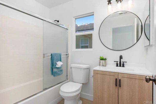 1555 Acacia Circle, Vista, CA 92081