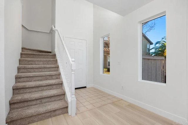 1555 Acacia Circle, Vista, CA 92081