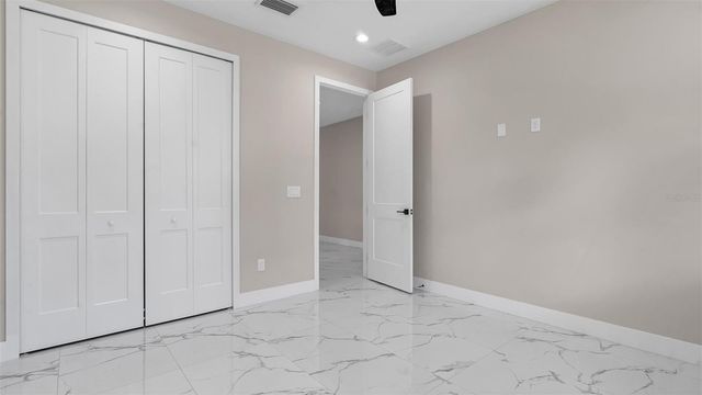 2835 60TH AVENUE N, St Petersburg, FL 33714