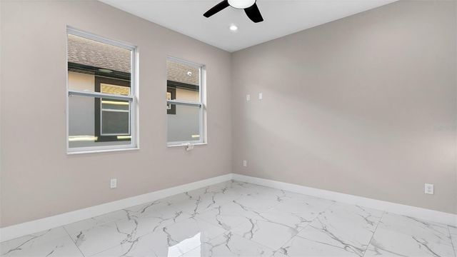 2835 60TH AVENUE N, St Petersburg, FL 33714