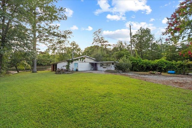 504 Old Villanow Road, Lafayette, GA 30728