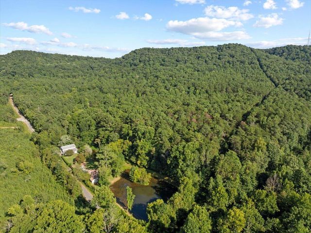 504 Old Villanow Road, Lafayette, GA 30728