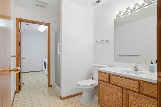 2826 W Hawthorne Rd, Spokane, WA 99208