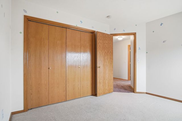 2826 W Hawthorne Rd, Spokane, WA 99208