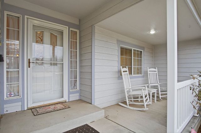 2826 W Hawthorne Rd, Spokane, WA 99208