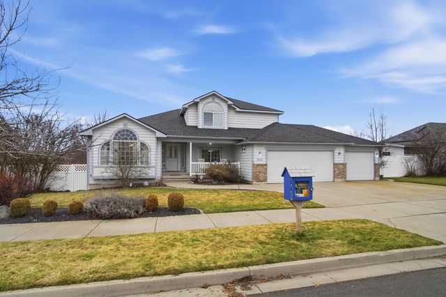 2826 W Hawthorne Rd, Spokane, WA 99208