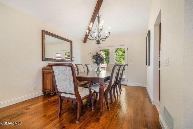 700 Oak Shadow View Place, Newbury Park, CA 91320