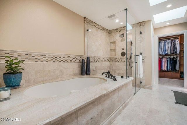 700 Oak Shadow View Place, Newbury Park, CA 91320