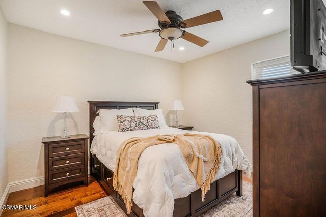 700 Oak Shadow View Place, Newbury Park, CA 91320