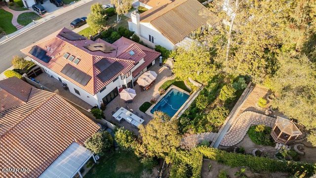 700 Oak Shadow View Place, Newbury Park, CA 91320