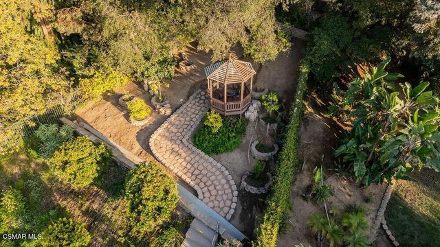 700 Oak Shadow View Place, Newbury Park, CA 91320