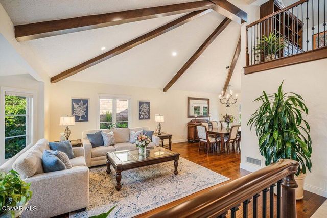 700 Oak Shadow View Place, Newbury Park, CA 91320