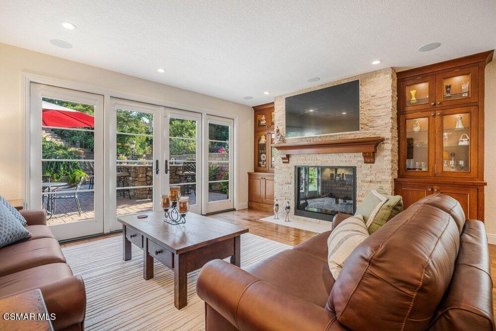 700 Oak Shadow View Place, Newbury Park, CA 91320 — photo 3