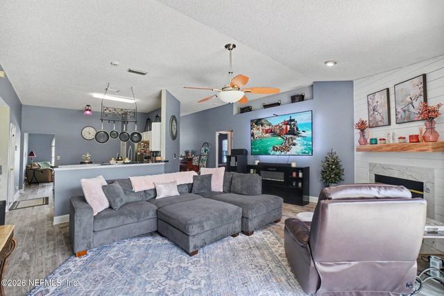 3780 WOODBRIAR Drive, Orange Park, FL 32073