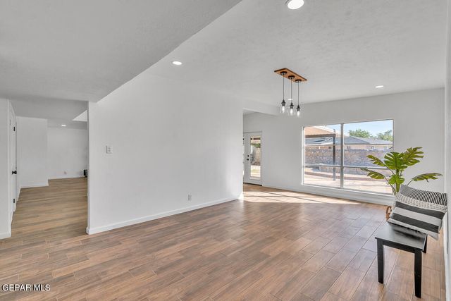 3214 Cornwall Road, El Paso, TX 79925