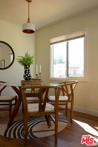 2048 S Burnside Avenue, Los Angeles, CA 90016