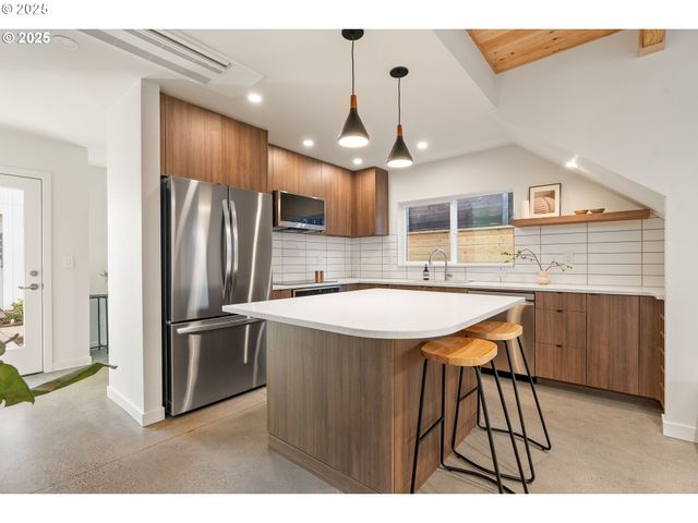 2291 N HUMBOLDT St, Portland, OR 97217