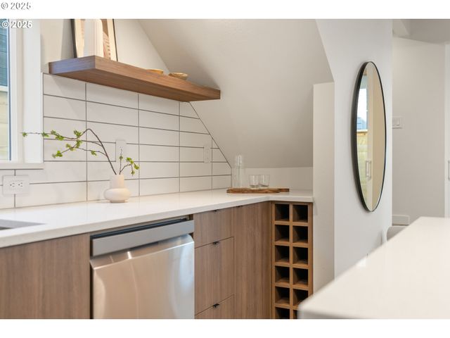 2291 N HUMBOLDT St, Portland, OR 97217