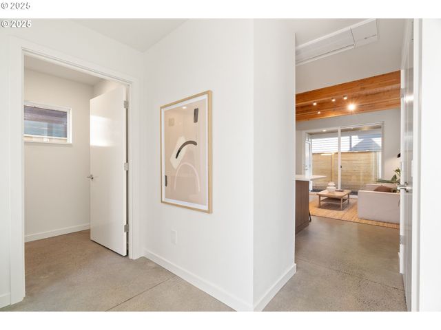 2291 N HUMBOLDT St, Portland, OR 97217
