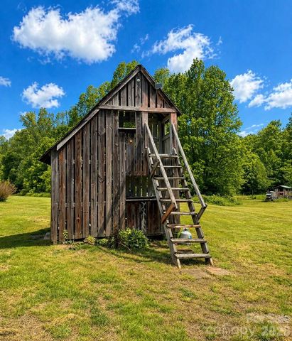 219 John E Randall Road, Shelby, NC 28152