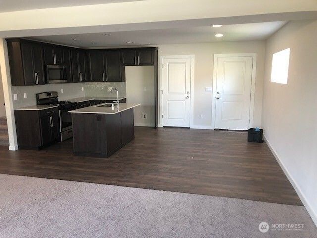 8675 54th Street NE, Marysville, WA 98270