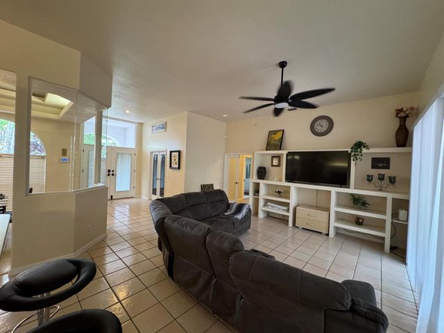 1872 SW Airoso Boulevard, Port St Lucie, FL 34984
