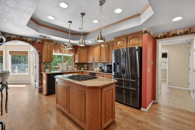 3969 Rawhide Rd, Rocklin, CA 95677