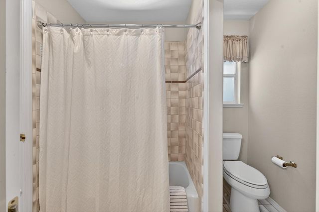 3969 Rawhide Rd, Rocklin, CA 95677