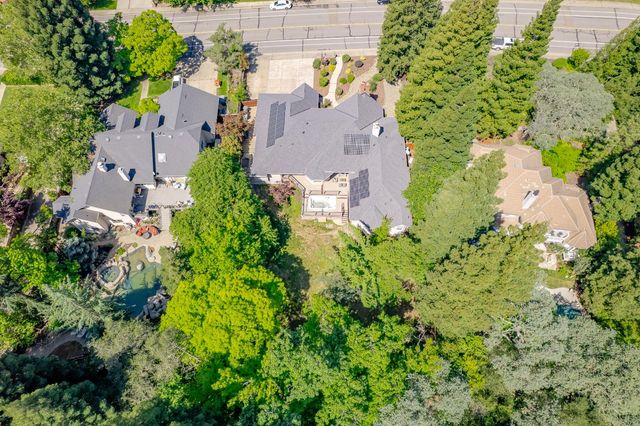 3969 Rawhide Rd, Rocklin, CA 95677