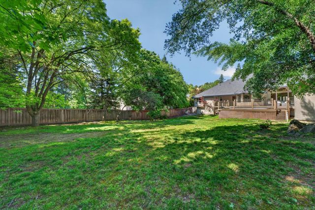 3969 Rawhide Rd, Rocklin, CA 95677