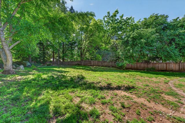 3969 Rawhide Rd, Rocklin, CA 95677