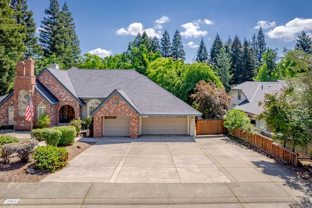 3969 Rawhide Rd, Rocklin, CA 95677