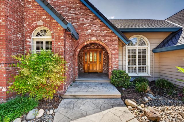 3969 Rawhide Rd, Rocklin, CA 95677