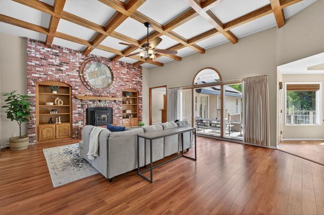 3969 Rawhide Rd, Rocklin, CA 95677