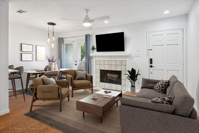 5740 Martel Avenue B18, Dallas, TX 75206