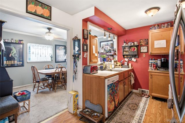 13491 Superior Street, Southgate, MI 48195
