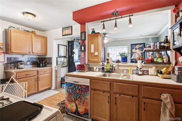 13491 Superior Street, Southgate, MI 48195